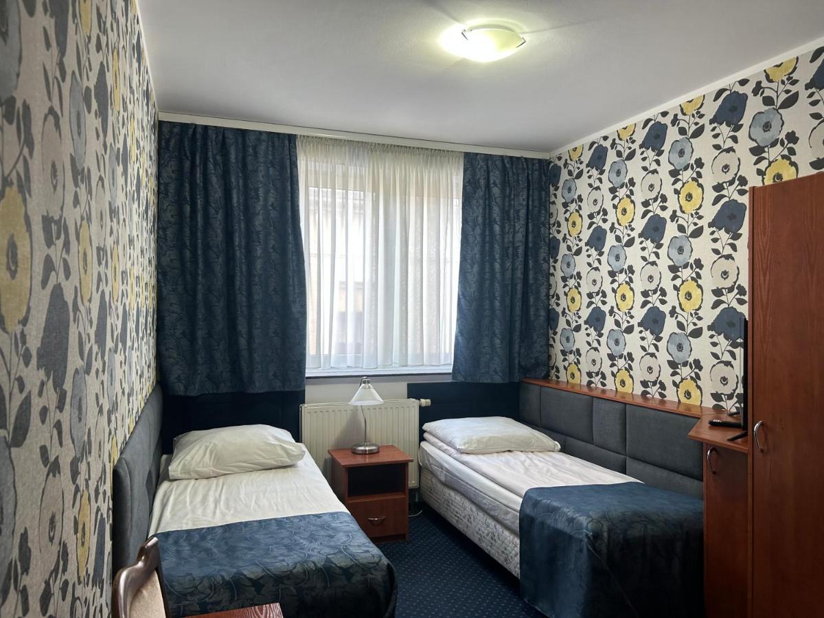 Centrum Słupca Esterno foto