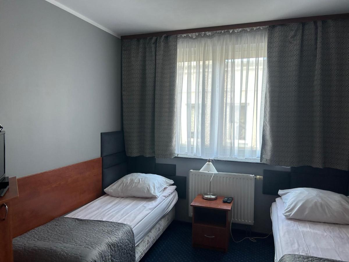 Centrum Słupca Esterno foto