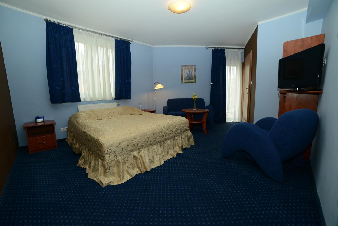Centrum Słupca Esterno foto